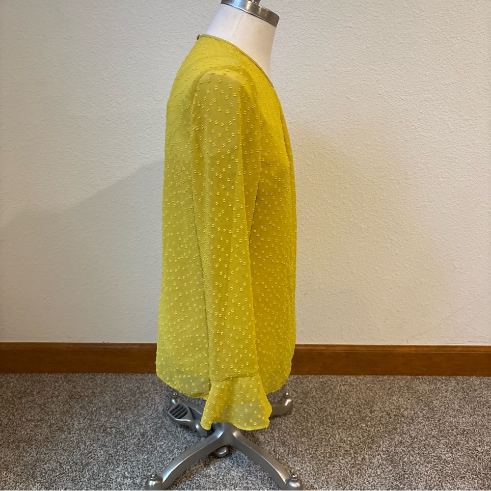 Banana Republic Sheer Swiss Dot Blouse Bright Mustard Yellow Women’s Small - Picture 7 of 12